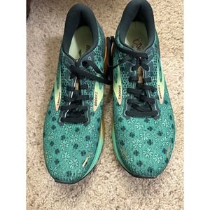 Brooks Ghost 14 Running Shoe Size 10 1103691D354 Run Lucky Irish St. Patrick Day